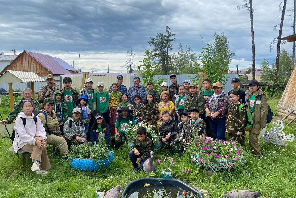 АЛРОСА стала партнером экологической экспедиции для школьников Якутии