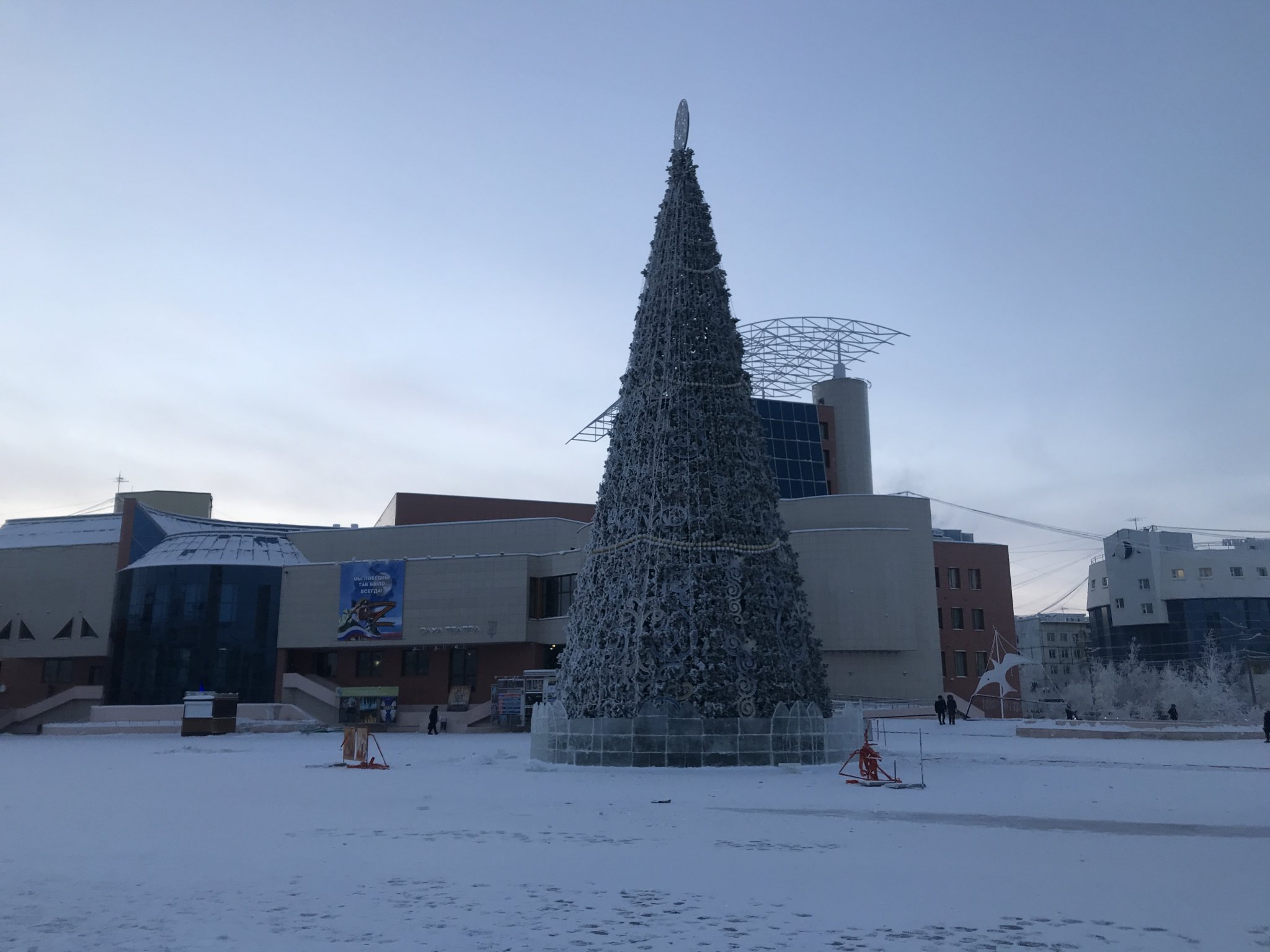 Ёлочка, зажгись! Якутск готов открыть эстафету новогодних праздников