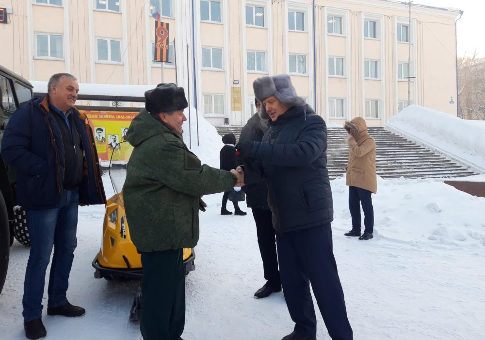 Лучшим в Якутии экологам чиновники сделали подарок, вынужденно пылящийся уже год