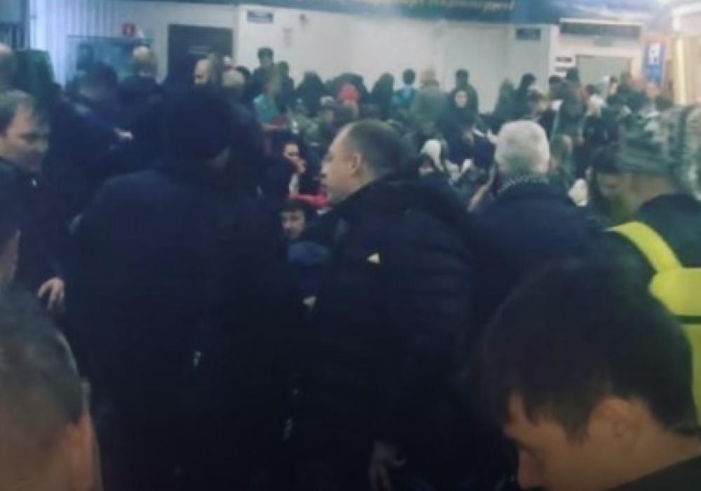 АК "Якутия" не занимается своими пассажирами, застрявшими в Чульмане